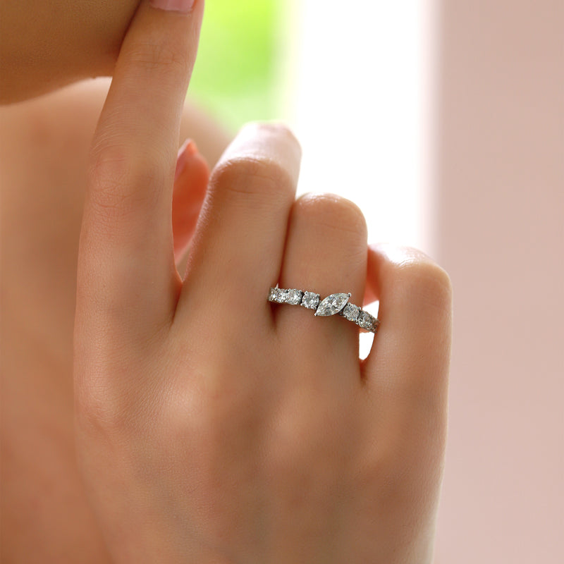Precious Sparkle | Diamond Ring | 18K Gold