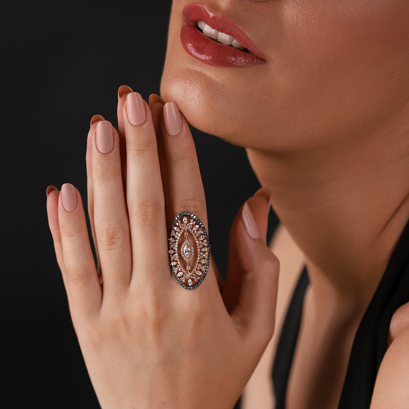 Gradiva Ottoman | Diamond Ring | 18K Gold